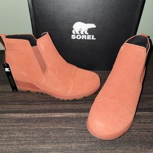 Sorel,  Evie Pull on.